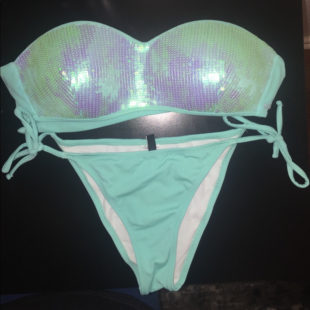 Guess Women’s Bikini